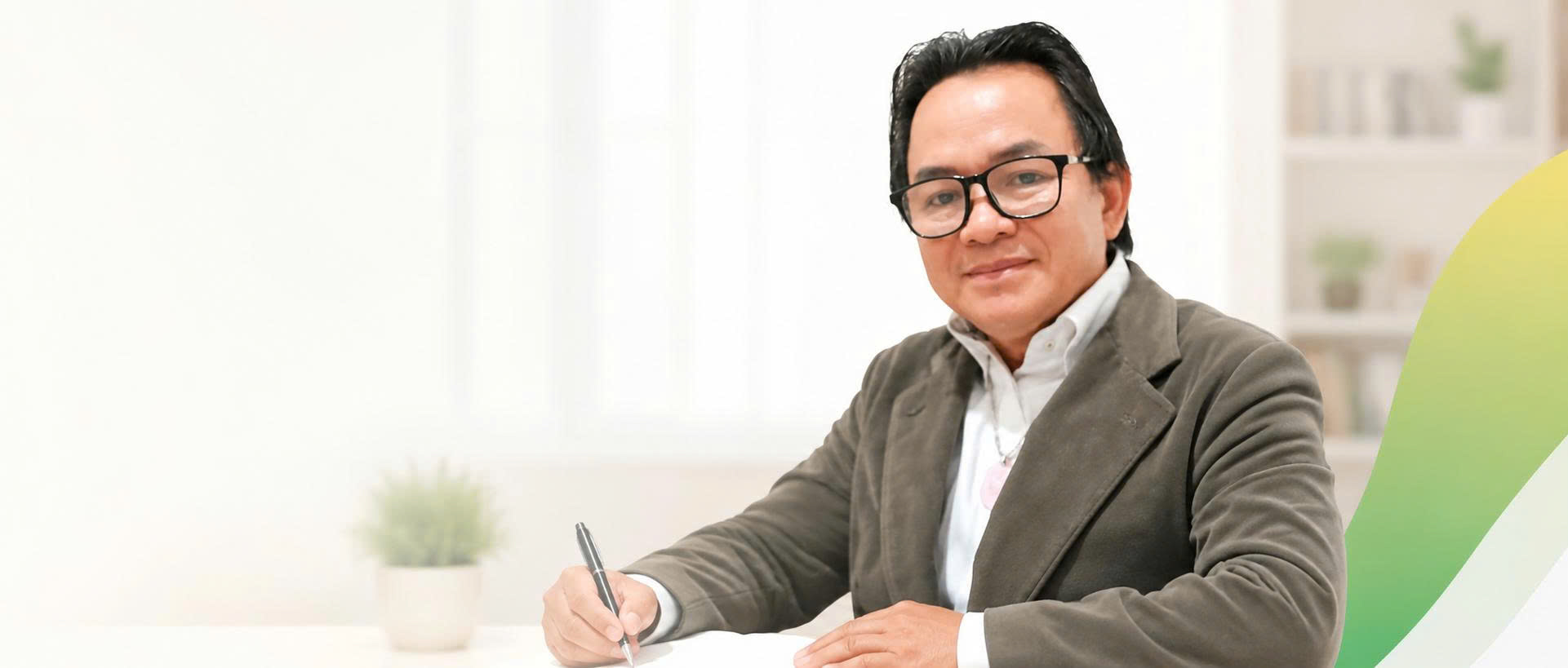 Gia sư hướng dẫn học sinh học bài